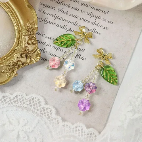 Miniatura 7 de LiQunSweet 100 cuentas de cristal checo transparentes de 10 colores, cuentas sueltas de hoja de trébol para hacer joyas y manualidades, 0.295 x