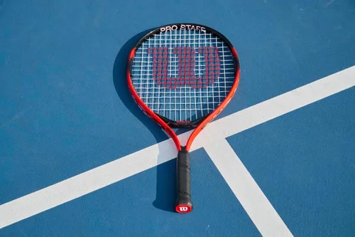 Miniatura 2 de Wilson Pro Staff Precision Jr - Raqueta de tenis incluida con una bolsa de tenis o mochila