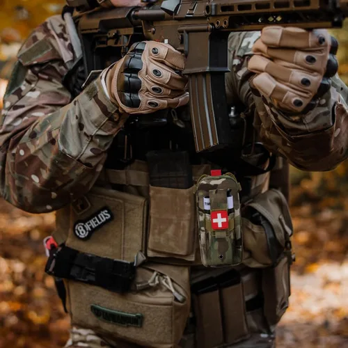Miniatura 4 de Bolsa para torniquete (vendaje israelí + bolsa IFAK), kit médico pequeño para trauma, primeros auxilios tácticos para acampar y senderismo Camouflaje