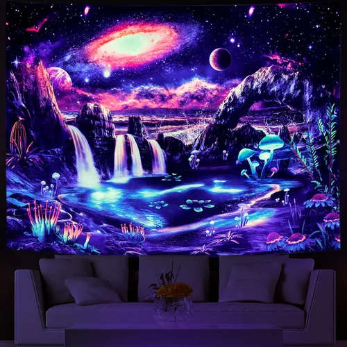 Miniatura 8 de Lahasbja Blacklight Galaxy Planet Tapiz UV Reactive Hongo Colgante de Pared Fantasía Estrellas Estrelladas Paisaje Montaña Paisaje Luz Negra Póster