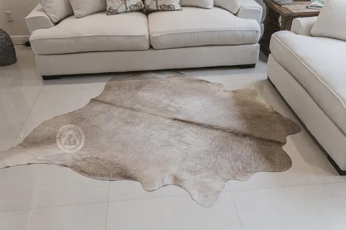 Miniatura 4 de Sunshine Cowhides Alfombra de piel de vaca 100% genuina, color gris topo, alfombra de piel de animal de estilo moderno y alfombra para sala