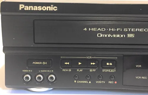 Miniatura 2 de Panasonic PV-D4742 DVD-VCR Combo, Negro