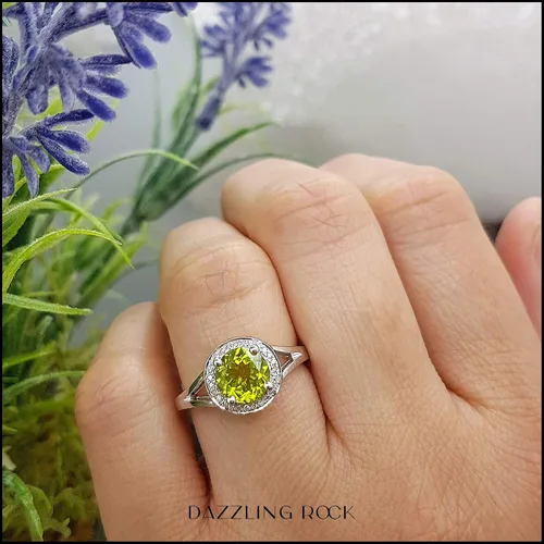 Miniatura 123 de Dazzlingrock Collection Anillo de compromiso redondo de 0.276 in con halo de diamante blanco y vástago dividido para ella en oro macizo de 14