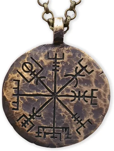 Baldur Jewelry Collar de brújula Vegvisir con textura martillada a mano hecha a mano Colgante de latón Cadena de 22 pulgadas Joyería vikinga