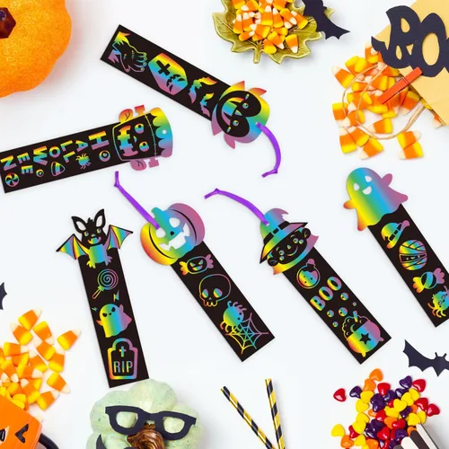 Miniatura 5 de BeYumi Juego de 60 marcapáginas de rascar de Halloween para niños, bricolaje, calabaza, murciélago, bruja, Frankenstein, espeluznante, vampiro