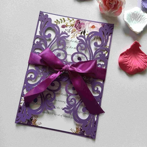Miniatura 9 de 25 piezas de tarjetas de invitaciones de boda cortadas con láser con purpurina verde con sobres, hojas interiores en blanco, cintas