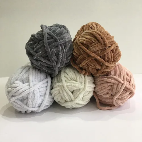 Miniatura 7 de Troyarn Velvet Star (Paquete de 3 Madejas) - Ovillo de felpilla con purpurina plateada para manta de bebé, hilo amigurumi, para ganchillo y tejer