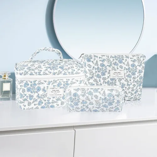Miniatura 7 de URSKYTOUS Juego de 3 Bolsas de Maquillaje Acolchadas, Set de Bolsas de Cosméticos con Lazo para Viaje, Bolsa Grande de Maquillaje para Mujeres