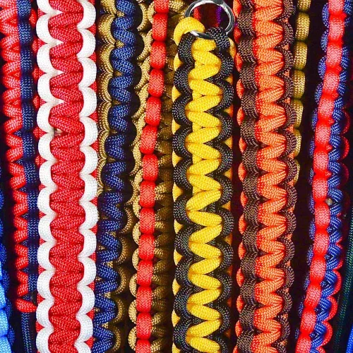 Miniatura 2 de Pulsera y kit de proyecto de paracaídas – 550 cuerdas de paracaídas, hebillas, mosquetones, llaveros