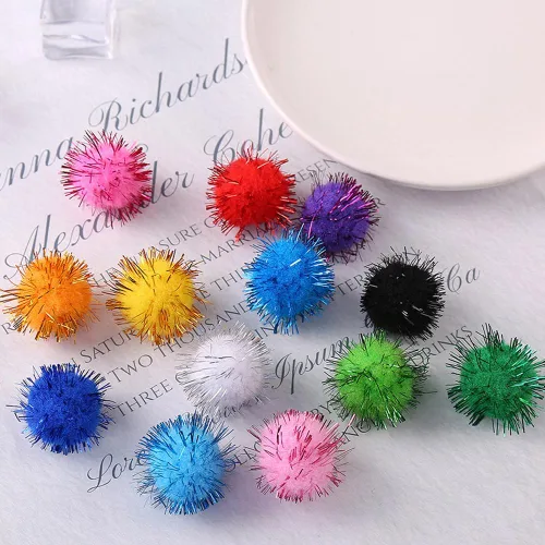 Miniatura 8 de 100 piezas Pompones de Oropel con Purpurina Bolas Brillantes para Manualidades DIY/Decoración de Fiestas/Gato (0.39 pulgadas, 200 piezas)