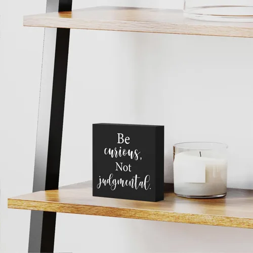 Miniatura 5 de mmiishe Letrero de madera inspirador decorativo motivacional con texto en inglés «Be Curious Not Judgmental», caja de madera para el hogar