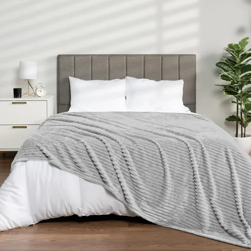 Miniatura 29 de PAVILIA Manta de forro polar súper suave, manta de franela de felpa mullida, cálida y acogedora manta de microfibra acanalada para sofá o cama, Negro