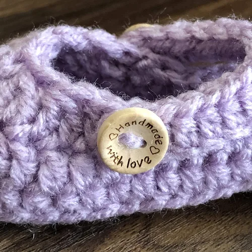 Miniatura 5 de Crochet slip-on style baby shoes, Crochet Baby girl shoes, Baby girl and boys slippers, handmade by order from 0-12 months, different colors by