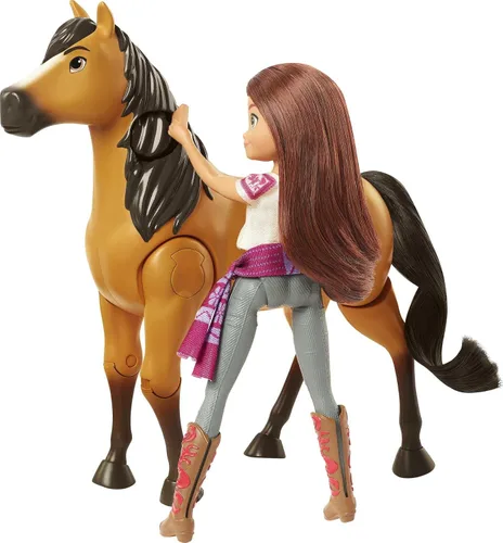 Miniatura 5 de Mattel Spirit Untamed Muñeca Lucky y Figura de Caballo Spirit, Set de Juego Cabalgar Juntos y 2 Accesorios, la Muñeca "Salta" y "Monta" en Caballo