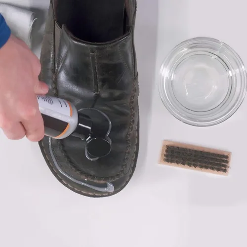 Miniatura 5 de GEAR AID Revivex - Kit de acondicionamiento de cuero para zapatos y botas, restaura tus tenis, botas de trabajo y senderismo, incluye jabón
