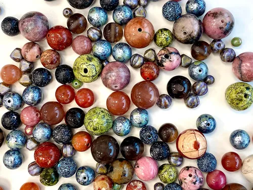 Miniatura 12 de 2.29 oz (65 g) Mezcla Exclusiva de Abalorios de Vidrio Checo Multicolor, Sueños de Ámbar, Abalorios de Vidrio Checo