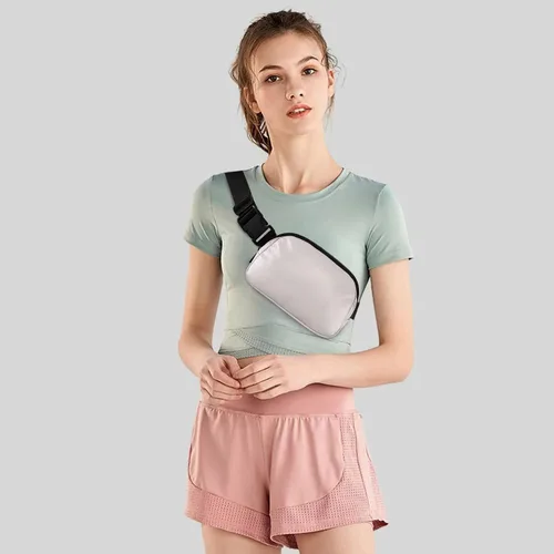 Miniatura 16 de Cangurera cruzada para mujer, mini bolsa para cinturón de 1 litro con correa ajustable de 32 a 51 pulgadas, bolsa de cintura pequeña para viajes