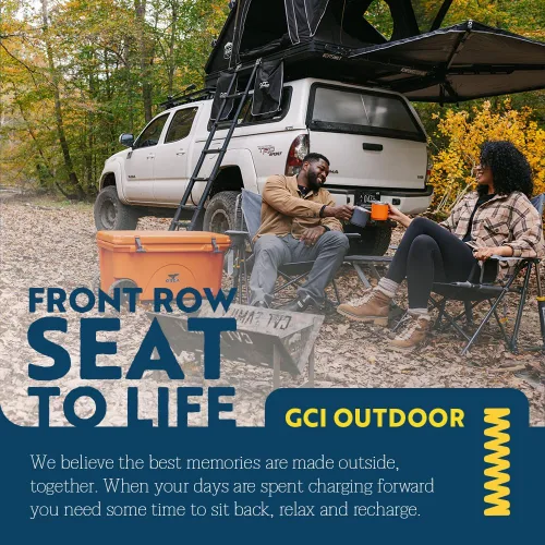 Miniatura 6 de GCI Outdoor Kickback - Mecedora de camping plegable portátil Mecedora plegable con reposabrazos duraderos, portavasos y asiento relajado más bajo