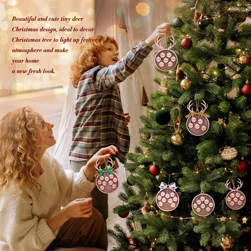Miniatura 6 de Adorno de Navidad familiar personalizado 2023, adornos de madera para árbol de Navidad con cuerda pequeña, de 1 a 10 nombres personalizados