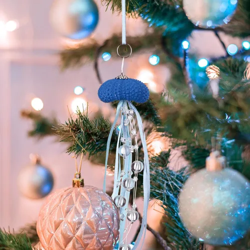 Miniatura 2 de Namalu 6 piezas de adorno de Navidad de erizo de mar y medusa con cuentas costeras, decoración festiva de playa con temática de océano, adorno Azul