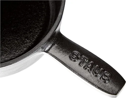 Miniatura 5 de Staub Mini olla de fondue de queso de hierro fundido de 12 onzas, negro mate, fabricada en Francia
