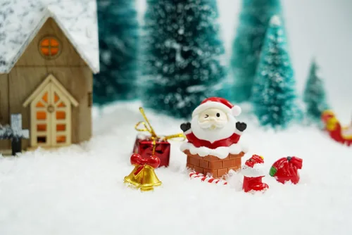 Miniatura 4 de Cutemini Kit de Navidad de casa de muñecas a escala 1:12, 6 piezas de decoración de escena en miniatura, muñeco de nieve, caramelo, muleta