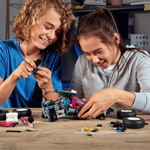 Miniatura 5 de LEGO Technic Off-Road Buggy 42124 - Kit de construcción modelo; juguete retro controlado por aplicación para niños, nuevo 2021 (374 piezas)