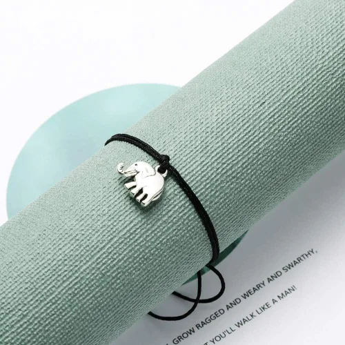 Miniatura 4 de Pulsera de amistad para mujer, diseño de elefante inspirador, ajustable, hecha a mano, color negro, rojo, con tarjeta de mensaje, regalo