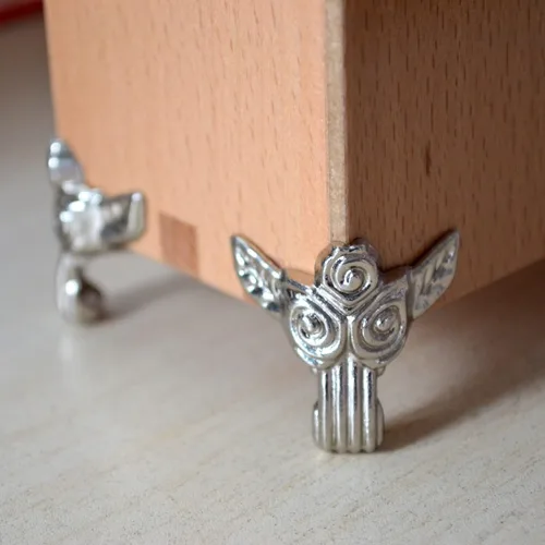 12 piezas de caja de madera plateada vintage con patas de metal, decoración para joyas, forma de rosa, soporte para pie, regalo retro antiguo,