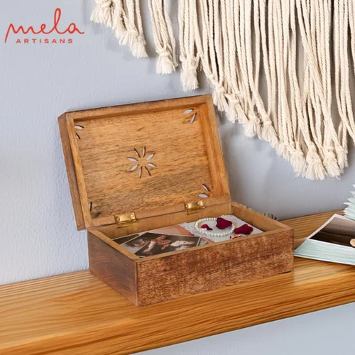 Miniatura 5 de Mela Artisans Caja de recuerdo de madera Memoria de madera de mango quemado Caja de almacenamiento de fotos con tapa con bisagras Caja