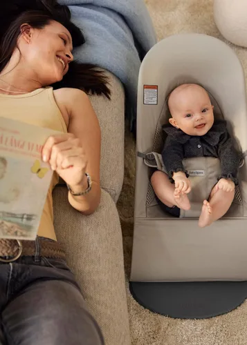 Miniatura 5 de BabyBjörn Bouncer Balance Soft, Tri-Fabric, Arena Gris Asiento Ajustable de Mecedora para Bebé y Silla para Niños de 2 en 1, de Recién Nacido a