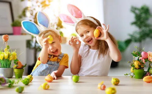 Miniatura 5 de Cesta de Pascua morada para niños y adultos (40 artículos) – Cesta de regalo llena de caramelos, bocadillos, golosinas y conejo de Pascua de peluche