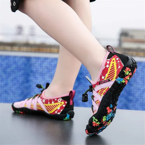 Miniatura 7 de UBFEN Zapatos de agua para niños y niñas, calcetines acuáticos descalzos, playa, deportes, natación, piscina, secado rápido, ligeros, niños pequeños