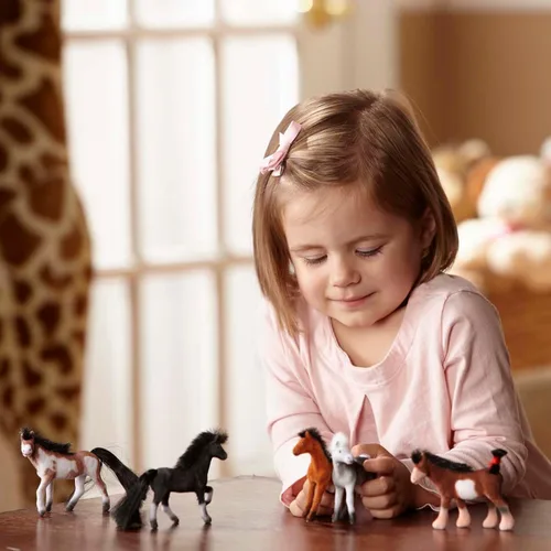 Miniatura 6 de Amigos de la pastura para niños Melissa & Doug, caballos coleccionables, 12 unidades, talla única