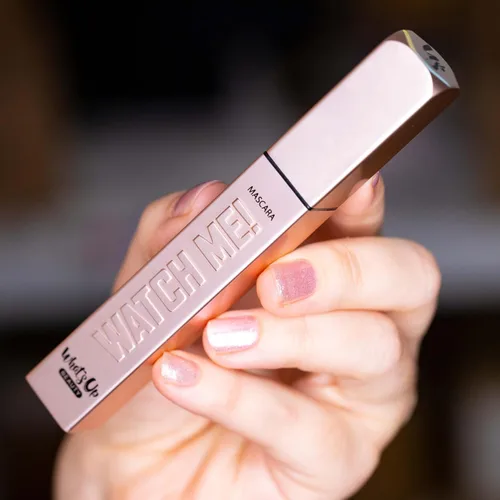 Miniatura 5 de Whats Up Beauty - Watch Me! Máscara voluminizadora y alargadora negra con péptidos + vitamina B5 Limpia, libre de crueldad, sostenible Hecho
