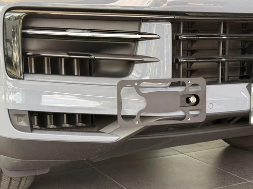 Miniatura 5 de CravenSpeed Platypus Soporte para placa de matrícula compatible con Porsche Cayenne (modelos base y S) 2024-2025 Sin taladrar Se instala