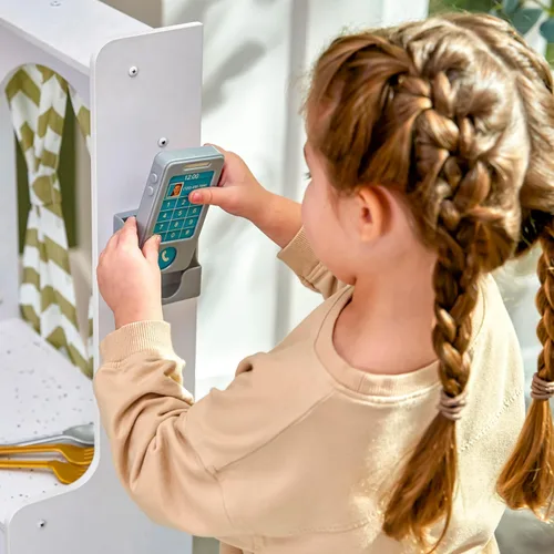 Miniatura 7 de KidKraft Ultimate - Cocina de madera de esquina con luces y sonidos, teléfono de juego y cortinas, blanco