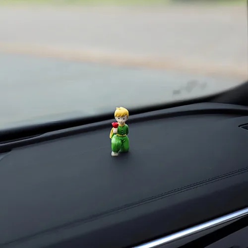 Miniatura 2 de Estatuas de Príncipe con Rosa para Decoraciones de Tablero de Automóvil, Accesorios de Decoración Interior del Tablero, Espejos Retrovisores