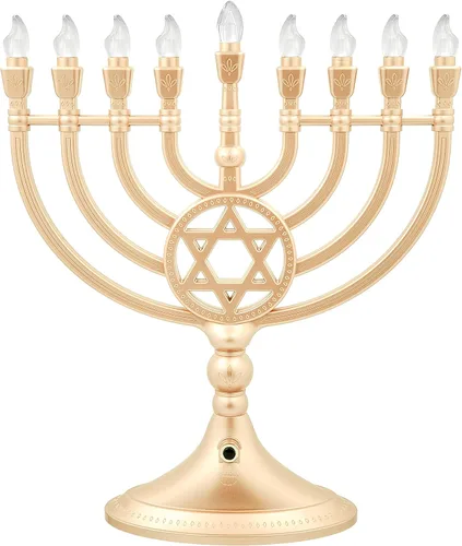 Miniatura 2 de The Dreidel Company Candelabro tradicional LED eléctrico de Hanukkah en oro - Tamaño grande de 13 pulgadas de alto operado con batería o USB - Dorado