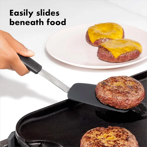 Miniatura 7 de OXO Good Grips - Pinzas de 9 pulgadas con cabezales de silicona y Good Grips - Espátula flexible de silicona pequeña, color negro