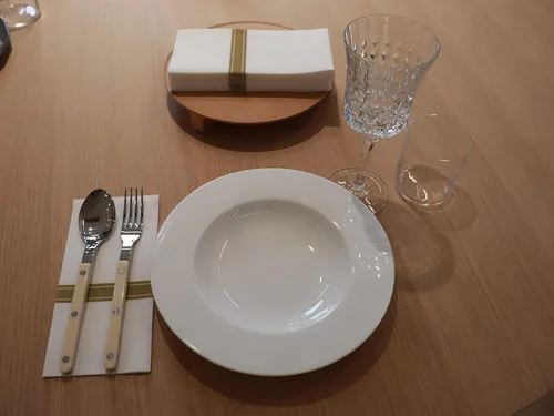Miniatura 8 de JEBBLAS Paquete de 50 servilletas desechables con tacto de lino, bolsillo integrado para cubiertos, servilletas decorativas de boda, servilletas