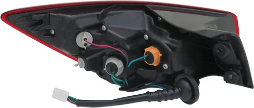 Miniatura 2 de TYC 11-6859-00-1 Lámpara trasera derecha de repuesto compatible con Mazda CX-3