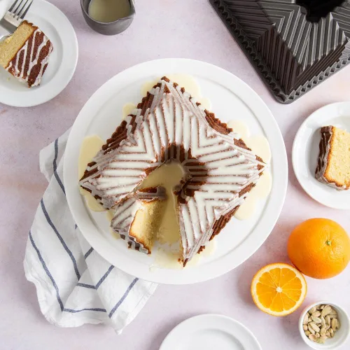 Miniatura 3 de Nordic Ware Bundt Sartén cuadrada, capacidad de 10 tazas, grafito