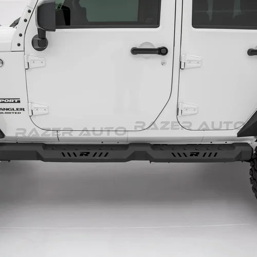 Miniatura 4 de Guardia lateral Razer para puerta Jeep Wrangler 07-17 con textura placa protectora negra con peldaño de 4 escalones, Negro