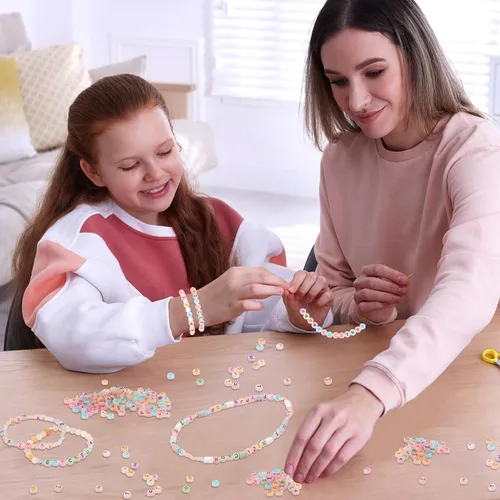 Miniatura 7 de DECYOOL DECYOOL - 700 cuentas redondas de letras que brillan en la oscuridad, cuentas acrílicas brillantes del alfabeto para pulseras, collares
