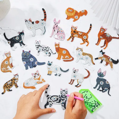 Miniatura 7 de Henoyso 24 Piezas Llaveros de Pintura de Diamante, Llaveros de Arte de Diamantes para Bricolaje, Kit de Taladro de Doble Cara 5D, Juego de Adornos