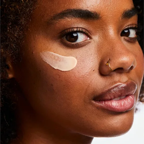 Miniatura 8 de Pacifica Glowy Vitamin C Skin Solve Primer – Suero facial iluminador con vitamina C, ciruela Kakadu y escualano, hidrata y alumbra, vegano y libre
