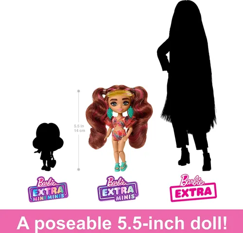 Miniatura 5 de Muñeca de viaje Barbie Extra Fly Minis, look de playa con coletas rosa con rayas en traje de baño, pareo y accesorios
