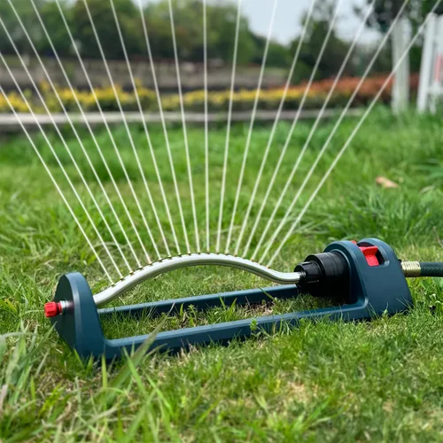 Miniatura 7 de Aspersor de césped, 18 boquillas de latón, rociador oscilante de agua de jardín para cubiertas de patio de hasta 3,600 pies cuadrados, base pesada