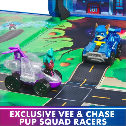 Miniatura 4 de Paw Patrol: The Mighty Movie, Paquete de Regalo de Alfombra de Juego Pup Squad con Mighty Pups Chase & Vee Pup Squad Racer Autos de Juguete